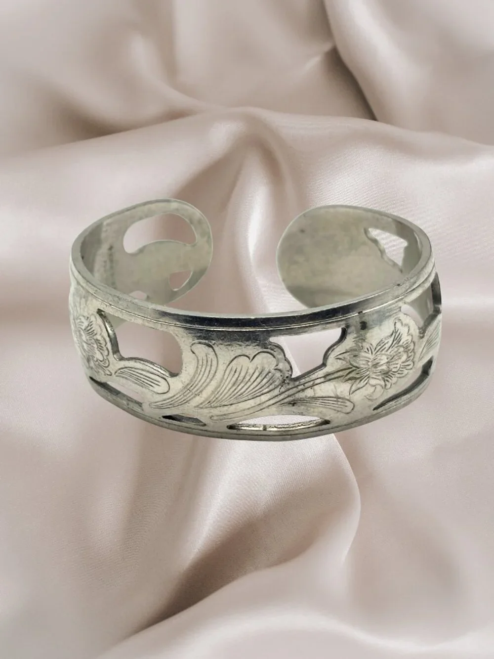 Vintage Kirk Stieff Pewter Floral Cuff Bracelet